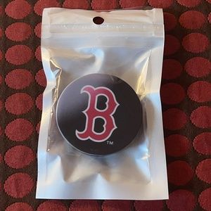 COPY - BOSTON RED SOX SUPER STICKY PHONE SOCKET